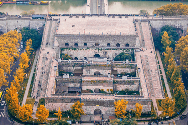 Nanjing’s Zhonghua Gate: Where Scars and Renewal Converge Nanjing’s Zhonghua Gate: Where Scars and Renewal Converge