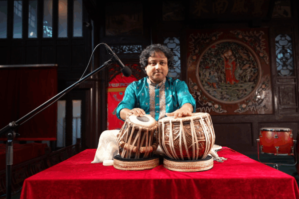 Rhythms of the Tabla: Bivakar Choudhury Solo Performance Rhythms_of_the_Tabla__Bivakar_Choudhury_Solo_Performance video poster
