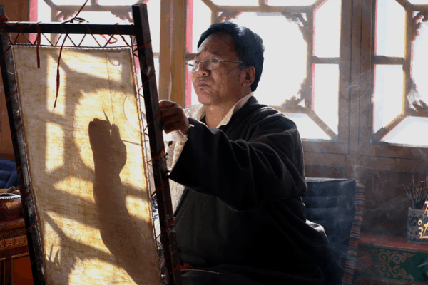 The Elegance of Mengthang: Inside Xizang’s Sacred Thangka Art The_Elegance_of_Mengthang__Inside_Xizang_s_Sacred_Thangka_Art
