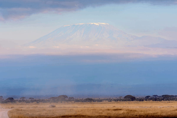 UNESCO Launches Kilimanjaro Expedition to Highlight Glacier Melting UNESCO_Launches_Kilimanjaro_Expedition_to_Highlight_Glacier_Melting