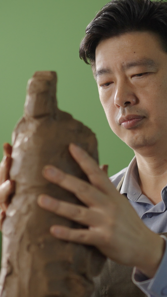 Inside Clay Figure Zhang: China’s 12-Step Clay Sculpture Tradition video poster
