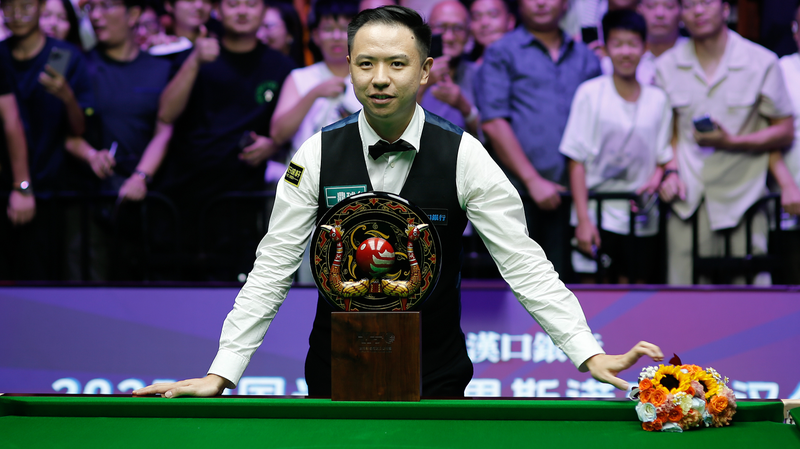 Xiao_Guodong_Retains_WST_Wuhan_Open_Title_in_Thrilling_10_9_Final