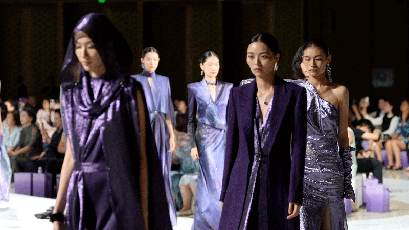 2025 Autumn China Intl Fashion Week Debuts at Yanqi Lake 2025_Autumn_China_Intl_Fashion_Week_Debuts_at_Yanqi_Lake video poster