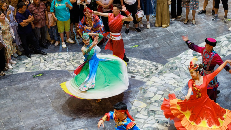 China Allocates Over 4 Trillion Yuan to Xinjiang Growth China_Allocates_Over_4_Trillion_Yuan_to_Xinjiang_Growth