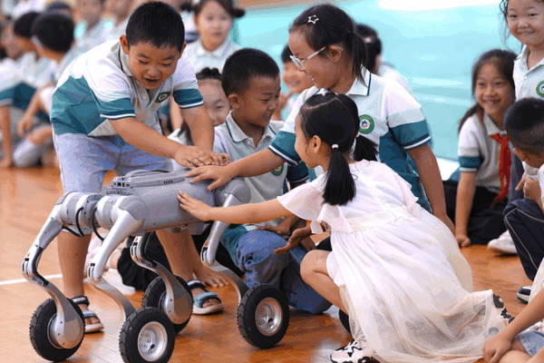 China Kicks Off First National Science Popularization Month China_Kicks_Off_First_National_Science_Popularization_Month