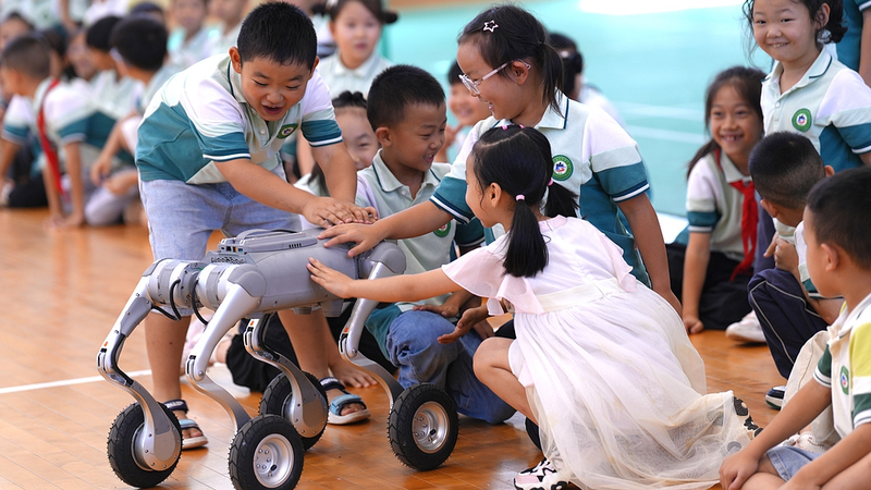 China_Kicks_Off_First_National_Science_Popularization_Month