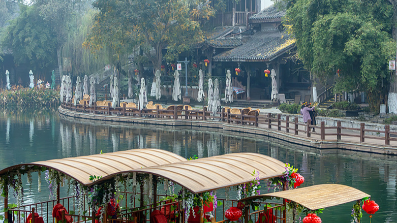 Huanglongxi: Sichuan’s Serene Waterside Gem for Your Next Weekend Escape Huanglongxi: Sichuan’s Serene Waterside Gem for Your Next Weekend Escape video poster