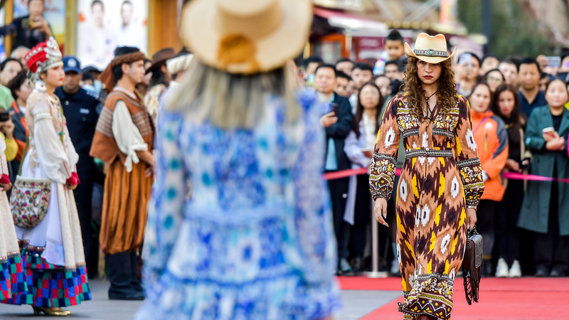 FAEGRS76TF1D9U9UQO9R - My Global News: Voices of a New Era Learning Uygur in Xinjiang: A Brit’s Experience That Disproves the Ban