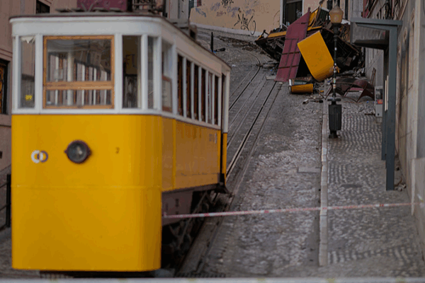 Lisbon Funicular Crash Leaves 15 Dead, 18 Injured Lisbon_Funicular_Crash_Leaves_15_Dead__18_Injured video poster