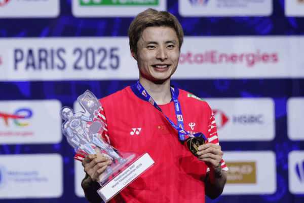 Shi Yuqi and Akane Yamaguchi Triumph at BWF World Championships in Paris Shi_Yuqi_and_Akane_Yamaguchi_Triumph_at_BWF_World_Championships_in_Paris