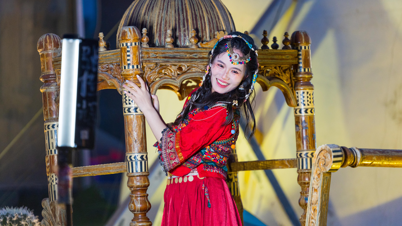 Step_into_Urumqi_s_Grand_Bazaar__Where_Tradition_Meets_Energy - My Global News: Voices of a New Era Step_into_Urumqi_s_Grand_Bazaar__Where_Tradition_Meets_Energy