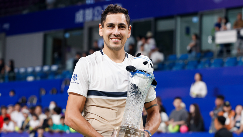 Tabilo Shocks Musetti, Clinches Chengdu Open Title Tabilo_Shocks_Musetti__Clinches_Chengdu_Open_Title