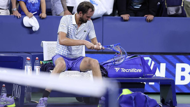 US_Open_Thrillers__Djokovic_s_Grit__Medvedev_s_Fall___a_Sinner_Alcaraz_Finale_ video poster