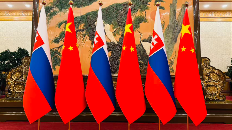 Xi Jinping and Slovak PM Fico Forge New Trade and Tech Ties Xi_Jinping_and_Slovak_PM_Fico_Forge_New_Trade_and_Tech_Ties