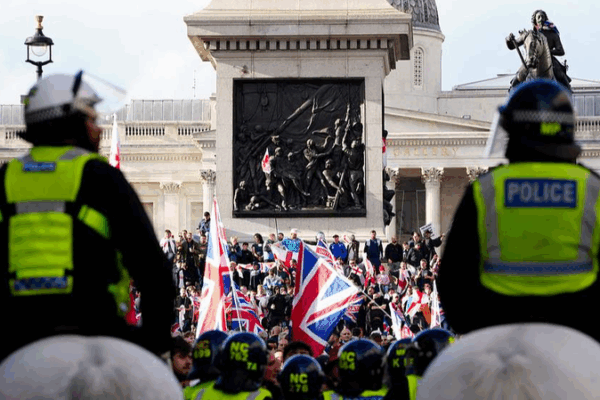 Over 100,000 Attend Far-Right “Unite the Kingdom” Rally in London Over 100,000 Attend Far-Right “Unite the Kingdom” Rally in London