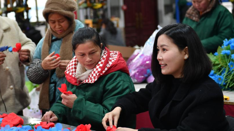 From Tragedy to Triumph: Yang Shuting’s Qiqi Tech Blooms in Rural Hunan