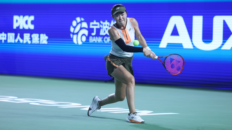 Shnaider Halts Zhu Lin’s Home Run at Ningbo Open Quarters Shnaider Halts Zhu Lin’s Home Run at Ningbo Open Quarters