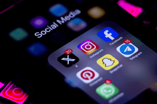 Asia_News_Wrap__Malaysia_to_enforce_social_media_age_limit