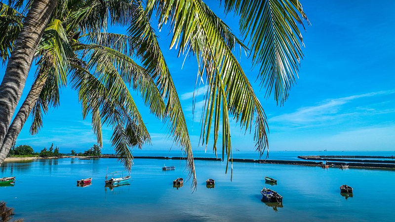 Hainan’s 400-Year-Old Fishing Village Transforms into Coastal Resort Hainan’s 400-Year-Old Fishing Village Transforms into Coastal Resort