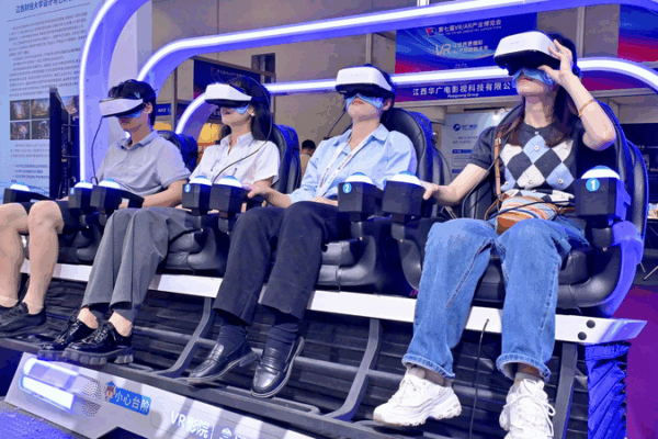 Chinese Mainland VR Sector Surges Past 10,000 Companies Chinese_Mainland_VR_Sector_Surges_Past_10_000_Companies