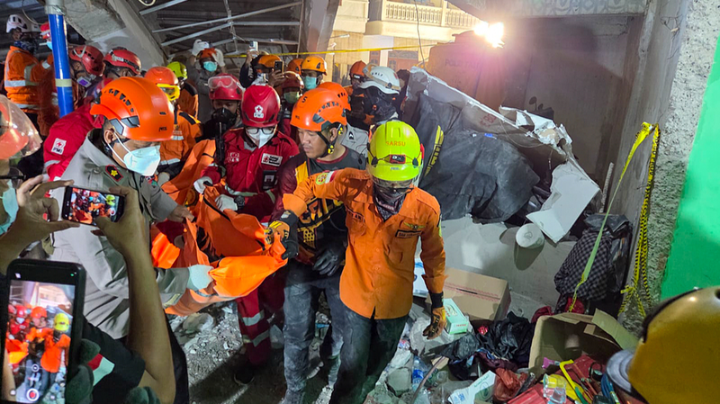 Death_Toll_from_Indonesia_School_Collapse_Hits_5_as_Rescue_Efforts_Intensify - My Global News: Voices of a New Era Death_Toll_from_Indonesia_School_Collapse_Hits_5_as_Rescue_Efforts_Intensify
