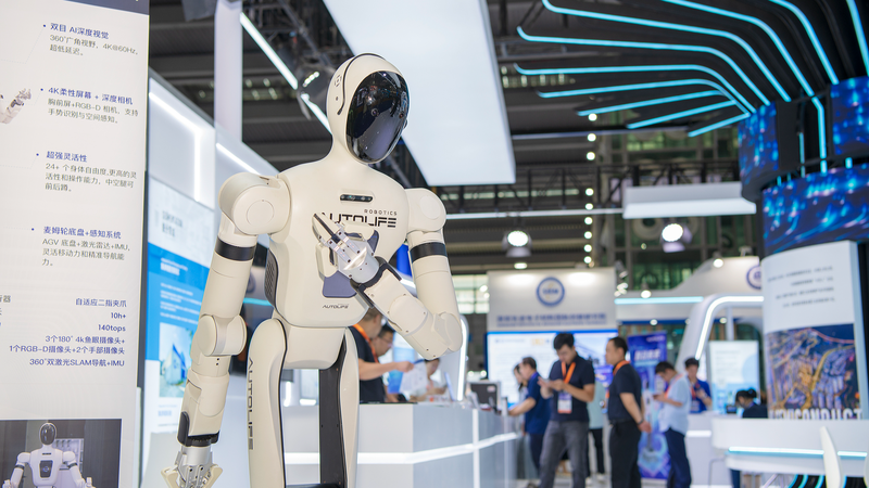 Enterprises Embrace AI + Real Economy to Drive Efficiency Gains Enterprises_Embrace_AI___Real_Economy_to_Drive_Efficiency_Gains