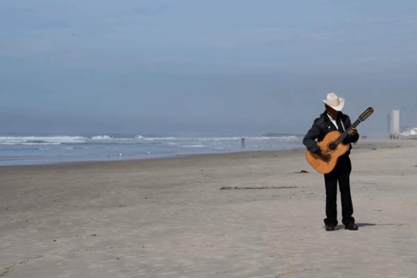 Global Tourists Turn Away from US, Fueling Mexico’s Tourism Boom Global_Tourists_Turn_Away_from_US__Fueling_Mexico_s_Tourism_Boom video poster