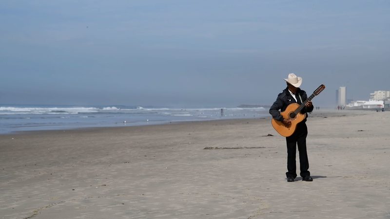 Global_Tourists_Turn_Away_from_US__Fueling_Mexico_s_Tourism_Boom video poster