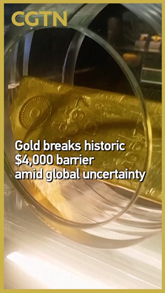 Gold Hits Record $4,000 as Investors Seek Safe Havens Gold_Hits_Record__4_000_as_Investors_Seek_Safe_Havens video poster