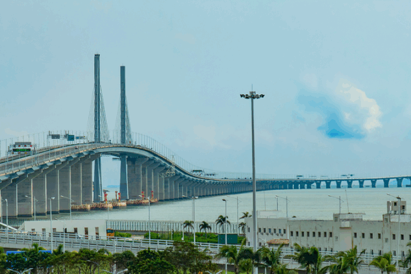 HK_Zhuhai_Macao_Bridge_Logs_93M__Trips_in_Seven_Years