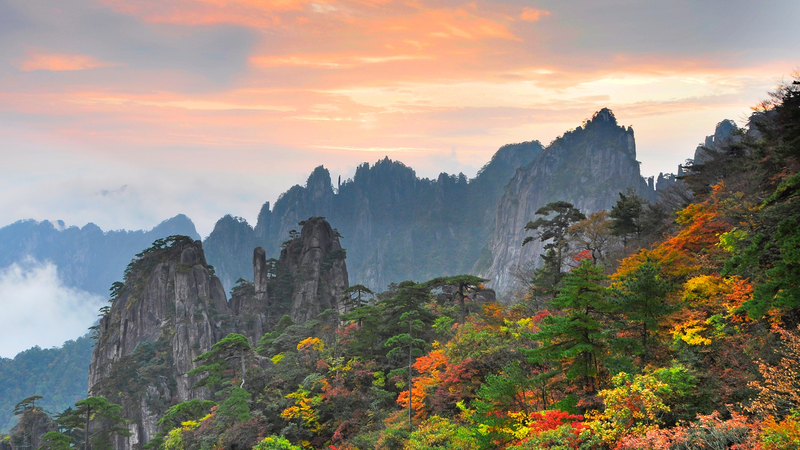 Huangshan Mountain: UNESCO World Heritage Spotlight at RCEP Event Huangshan_Mountain__UNESCO_World_Heritage_Spotlight_at_RCEP_Event
