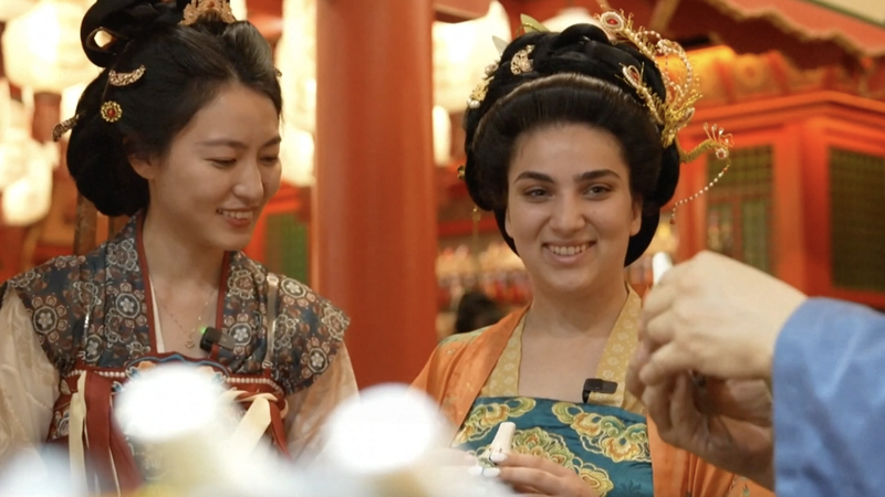 Inbound_Tourism_to_the_Chinese_Mainland_Soars_During_National_Day_Holidays_poster - My Global News: Voices of a New Era Inbound_Tourism_to_the_Chinese_Mainland_Soars_During_National_Day_Holidays video poster