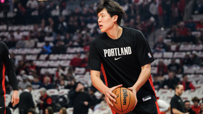 JLT7WC3SWE2BNQFXN2T6 - My Global News: Voices of a New Era Yang Hansen’s NBA Debut: Flashy Plays or Solid Foundation? video poster