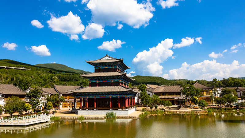 Jianchuan_Wood_Carving_Art_Town__A_Spring_Oasis_in_Yunnan_poster - My Global News: Voices of a New Era Jianchuan_Wood_Carving_Art_Town__A_Spring_Oasis_in_Yunnan video poster