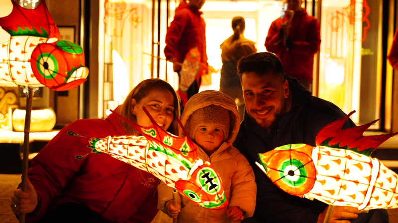 Anhui’s Fish-Shaped Lanterns Shine Bright for Global Visitors Anhui’s Fish-Shaped Lanterns Shine Bright for Global Visitors