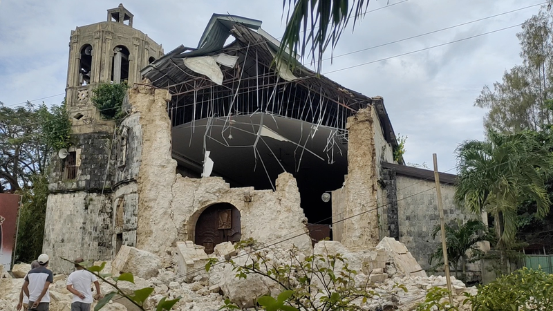 Magnitude 6.9 Quake Strikes Cebu Province, 69 Dead and Counting Magnitude_6_9_Quake_Strikes_Cebu_Province__69_Dead_and_Counting video poster