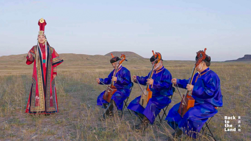 Morin Khuur: The Soulful Horse-Head Fiddle of the Steppe Morin_Khuur__The_Soulful_Horse_Head_Fiddle_of_the_Steppe video poster