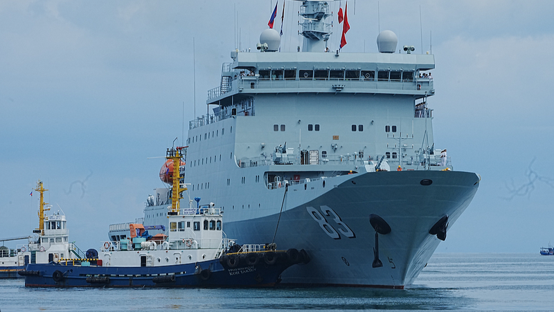 PLA Navy Ships Qi Jiguang & Yimengshan Arrive in Thailand for Goodwill Visit PLA_Navy_Ships_Qi_Jiguang___Yimengshan_Arrive_in_Thailand_for_Goodwill_Visit