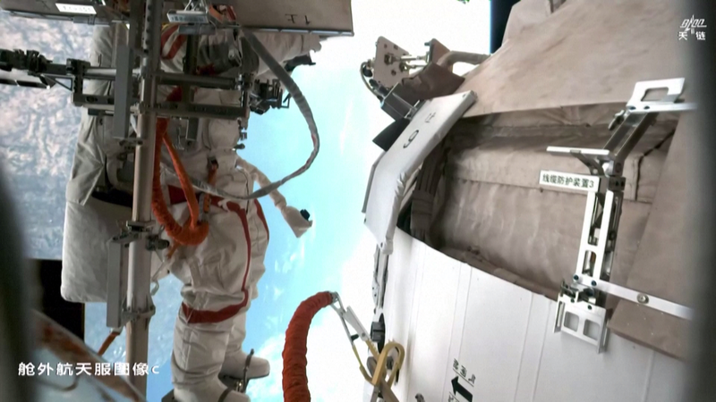 Shenzhou_20_Crew_to_Set_New_Record_for_Longest_Chinese_Space_Stay