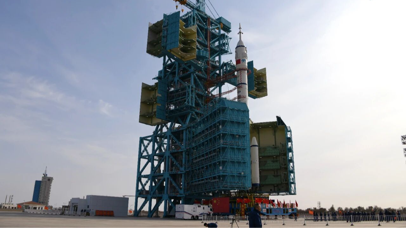 Shenzhou-21 Moves to Launch Pad as Final Checks Begin Shenzhou_21_Moves_to_Launch_Pad_as_Final_Checks_Begin