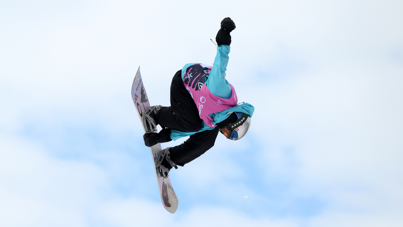Su_Yiming_Lands_World_s_First_Back_to_Back_1980s_on_Snowboard