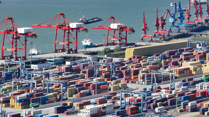 The Chinese mainland’s foreign trade rises 4% in first nine months of 2025 The_Chinese_mainland_s_foreign_trade_rises_4__in_first_nine_months_of_2025