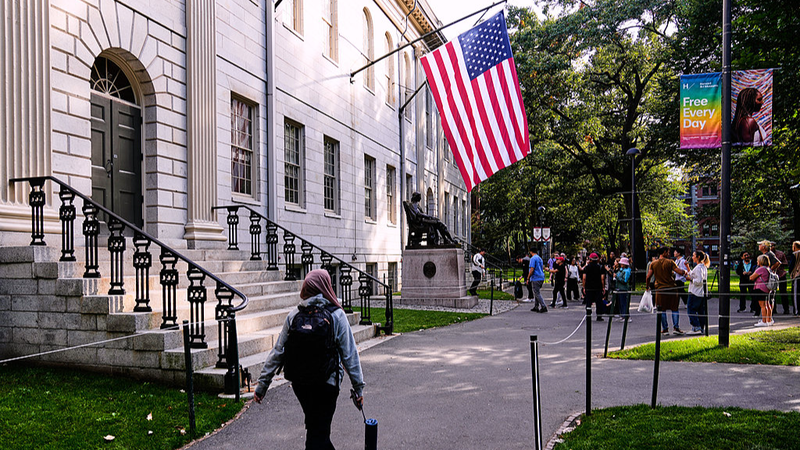 Trump Nears $500M Harvard Deal for AI Trade Schools Trump_Nears__500M_Harvard_Deal_for_AI_Trade_Schools