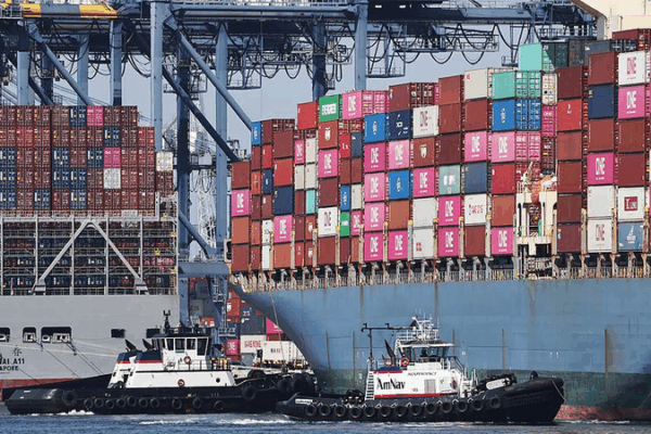 U.S.-China Tariff Clash Intensifies: Weigh In on Our Global Poll U_S__China_Tariff_Clash_Intensifies__Weigh_In_on_Our_Global_Poll
