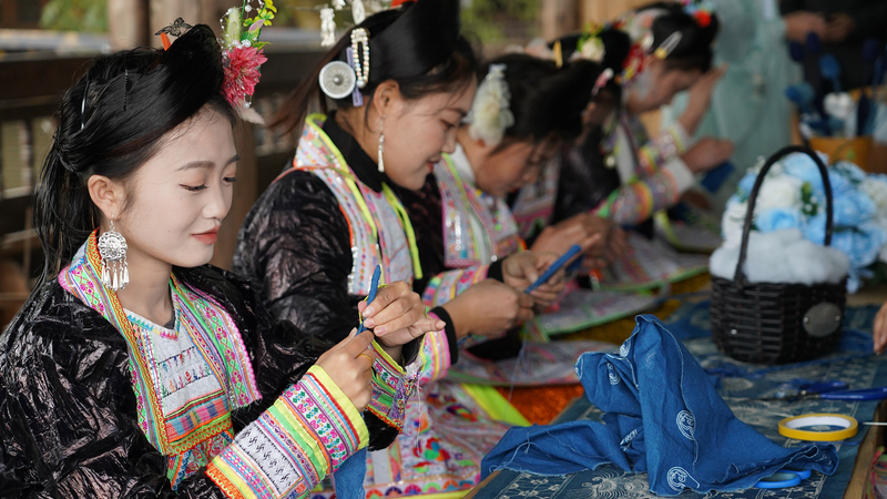 China’s Women Navigate New Frontiers 30 Years After Beijing ’95 China’s Women Navigate New Frontiers 30 Years After Beijing ’95