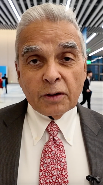 Singaporean Scholar Praises China’s CIIE as Global Trade Model video poster