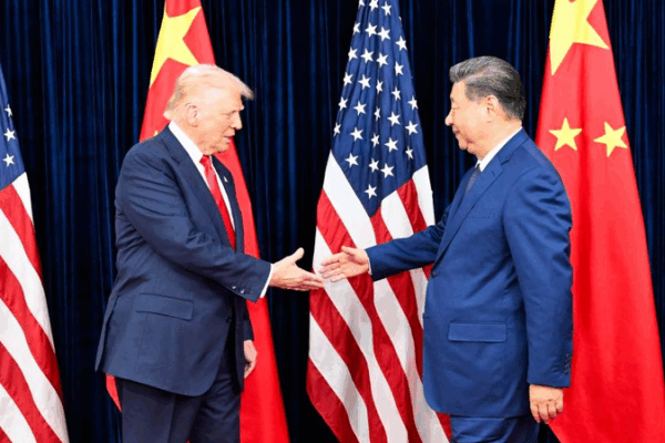 Busan_Handshake_Signals_New_Era_in_US_China_Cooperation
