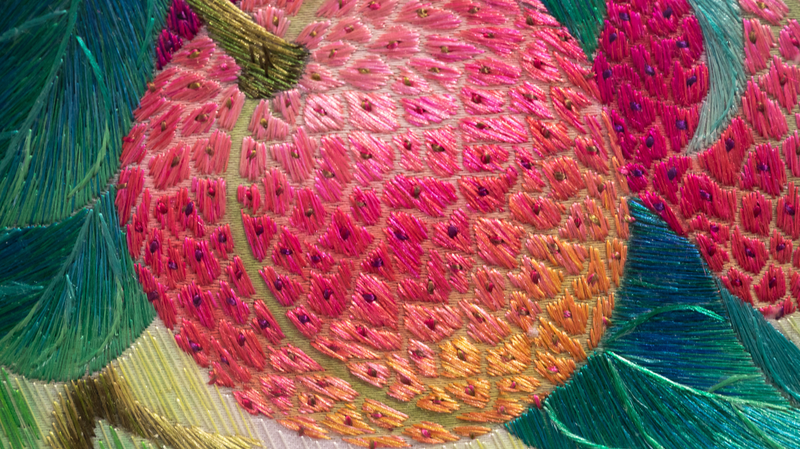 Cantonese_Embroidery_Brings_Lychee_Heritage_to_Life