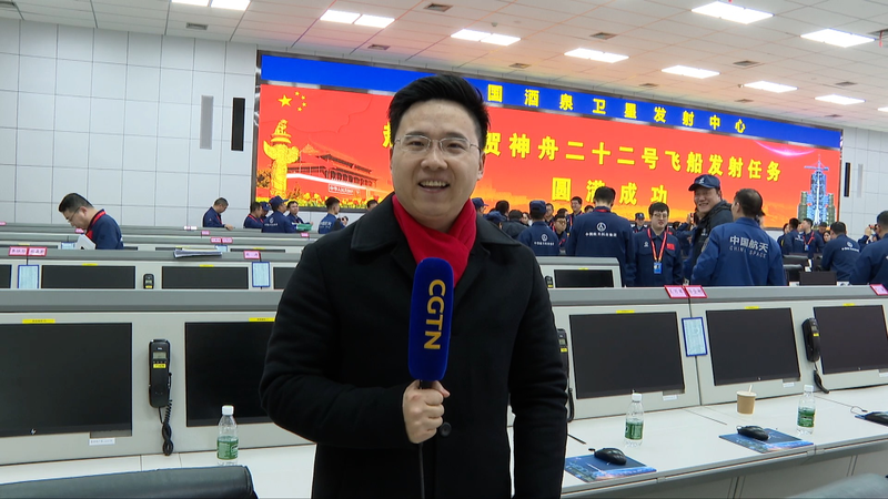 China’s First Emergency Shenzhou-22 Mission Docks with Tiangong video poster