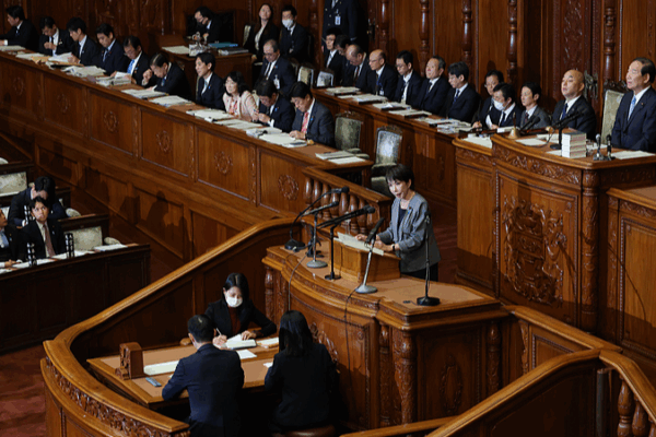 Ex_PM_Noda_vows_to_press_PM_Takaichi_on_Japan_s_non_nuclear_principle